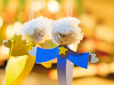 Mehr über den Artikel erfahren Wenn du nicht brav bist, bringt dir das Christkind nichts!